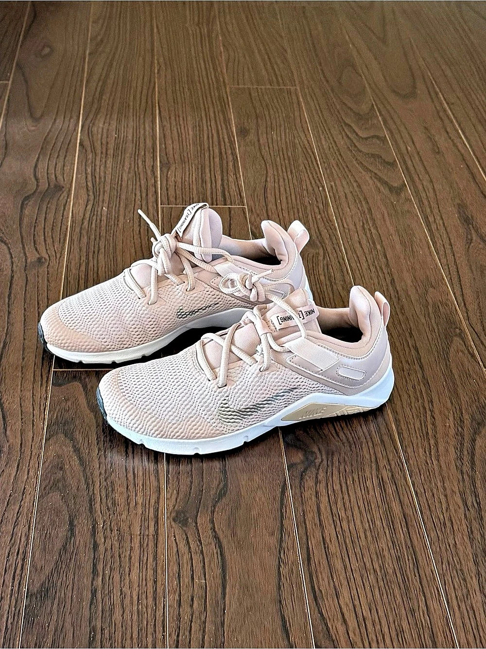 Nike Training shoes Women's Pink & White US 7.5
